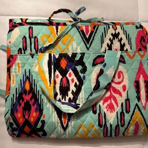 Vera Bradley Toiletry hanging bag